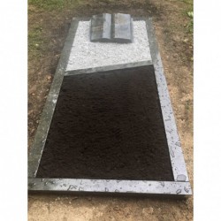 Liegende Gräber 518 Modell