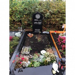 Doppelgrabstein 1028 Modell